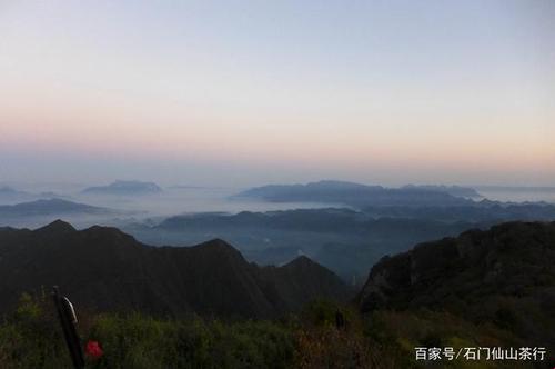 “巨大雪峰”奇观：科技界的甜蜜意外