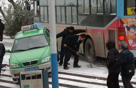 “探秘TaXi黄金炮：厂家背后的大棋局”