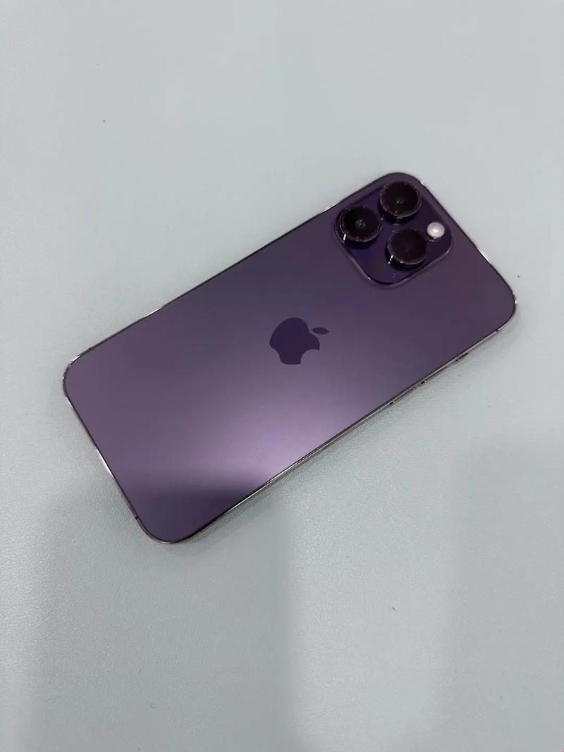 "俄式大放送？iPhone 14 Pro免费拿，网友热议我独嘲"